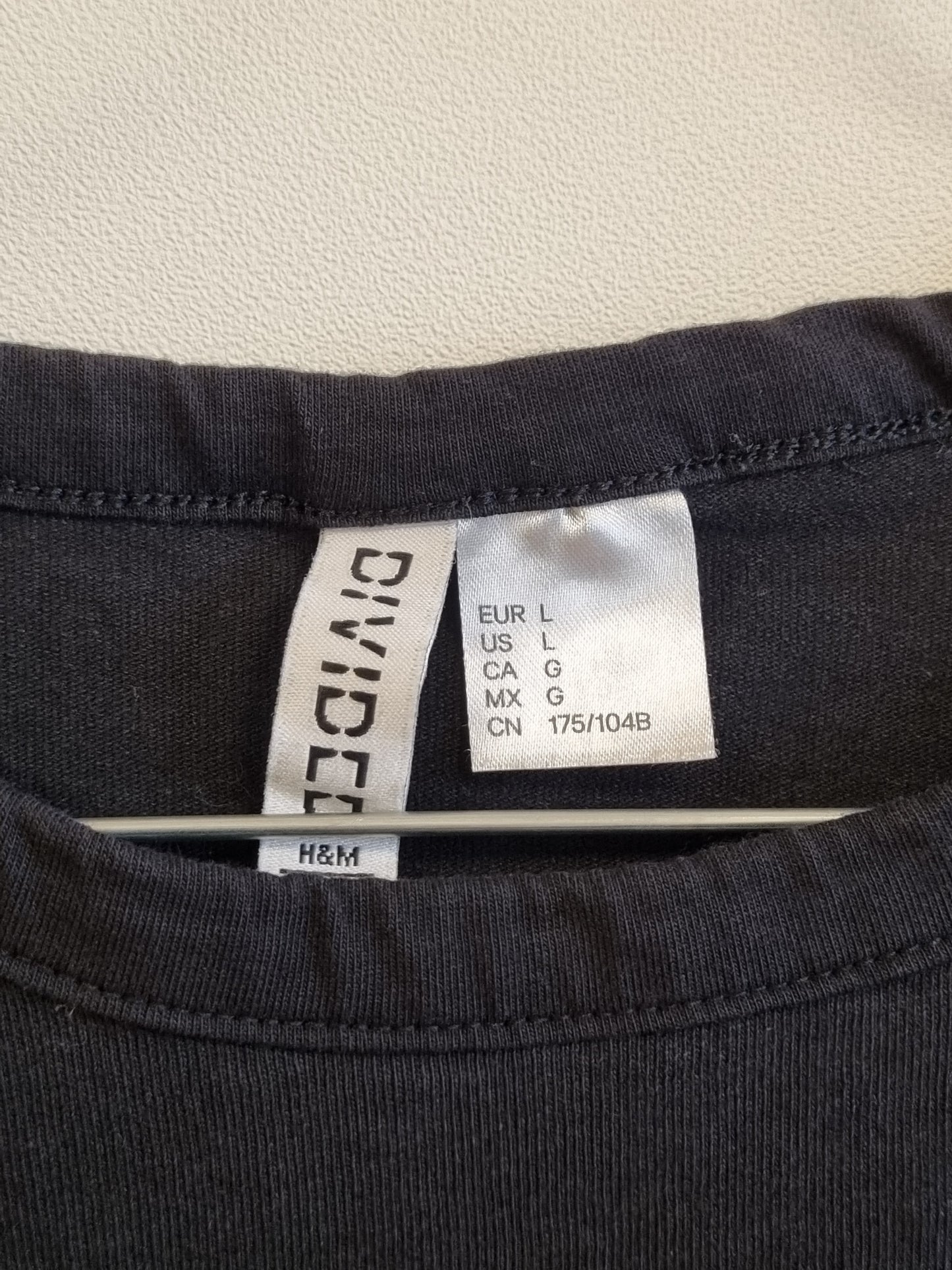 H&M Divided cropped t-skjorte – str. L