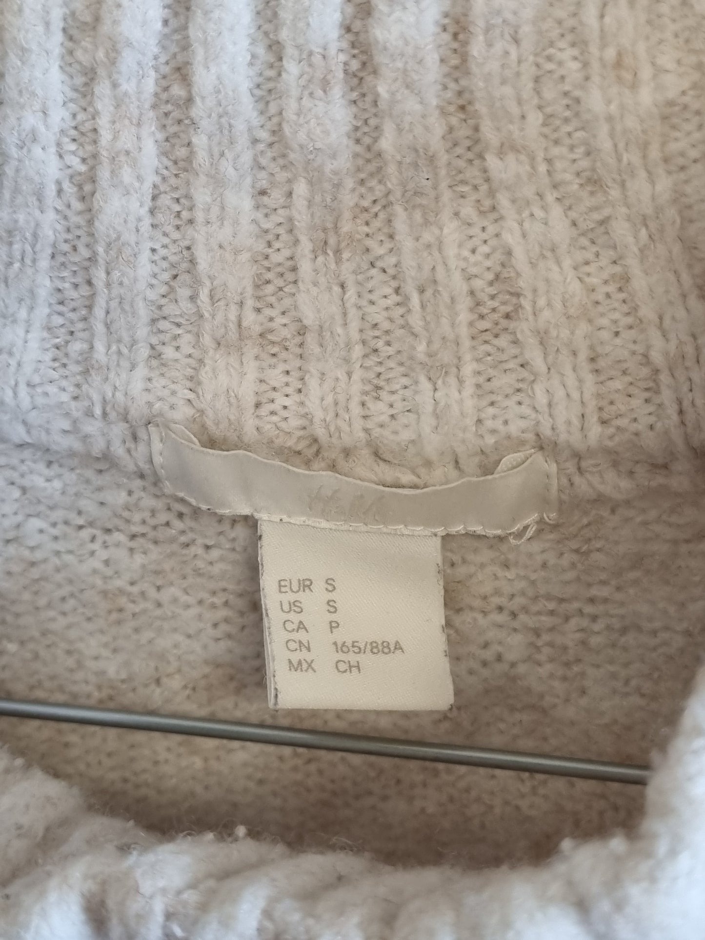 H&M strikkegenser - S