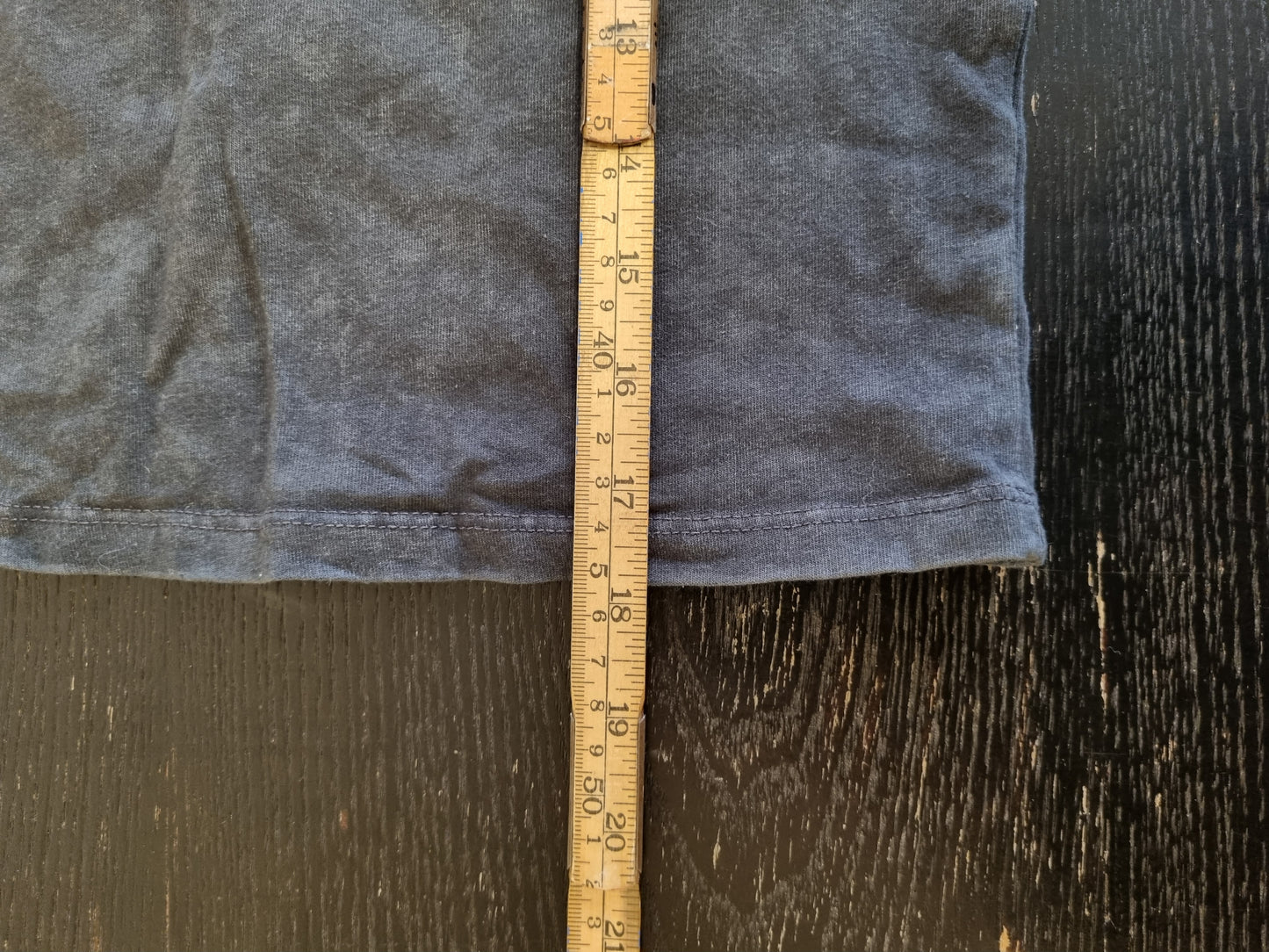 Bershka t-skjorte – str. L