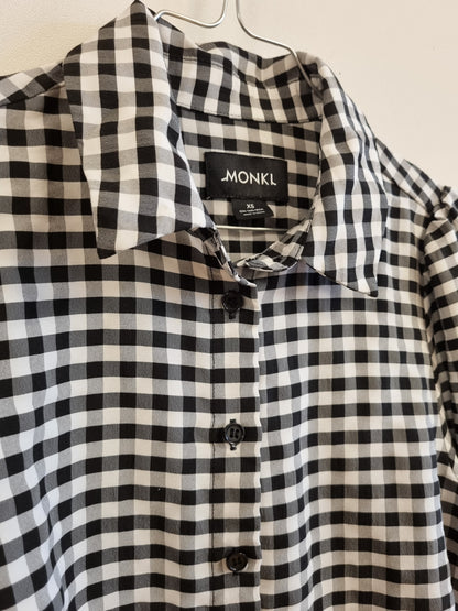 Monki bluse - XS