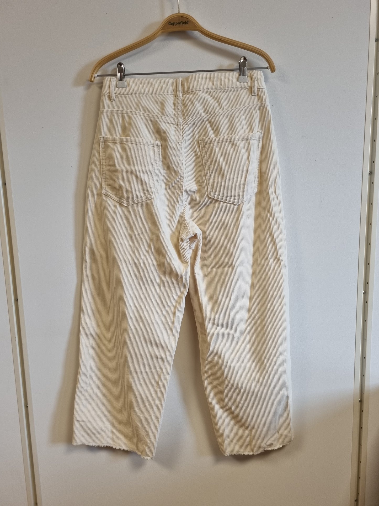 Vero Moda cordfløyelsbukse – str. M / L32
