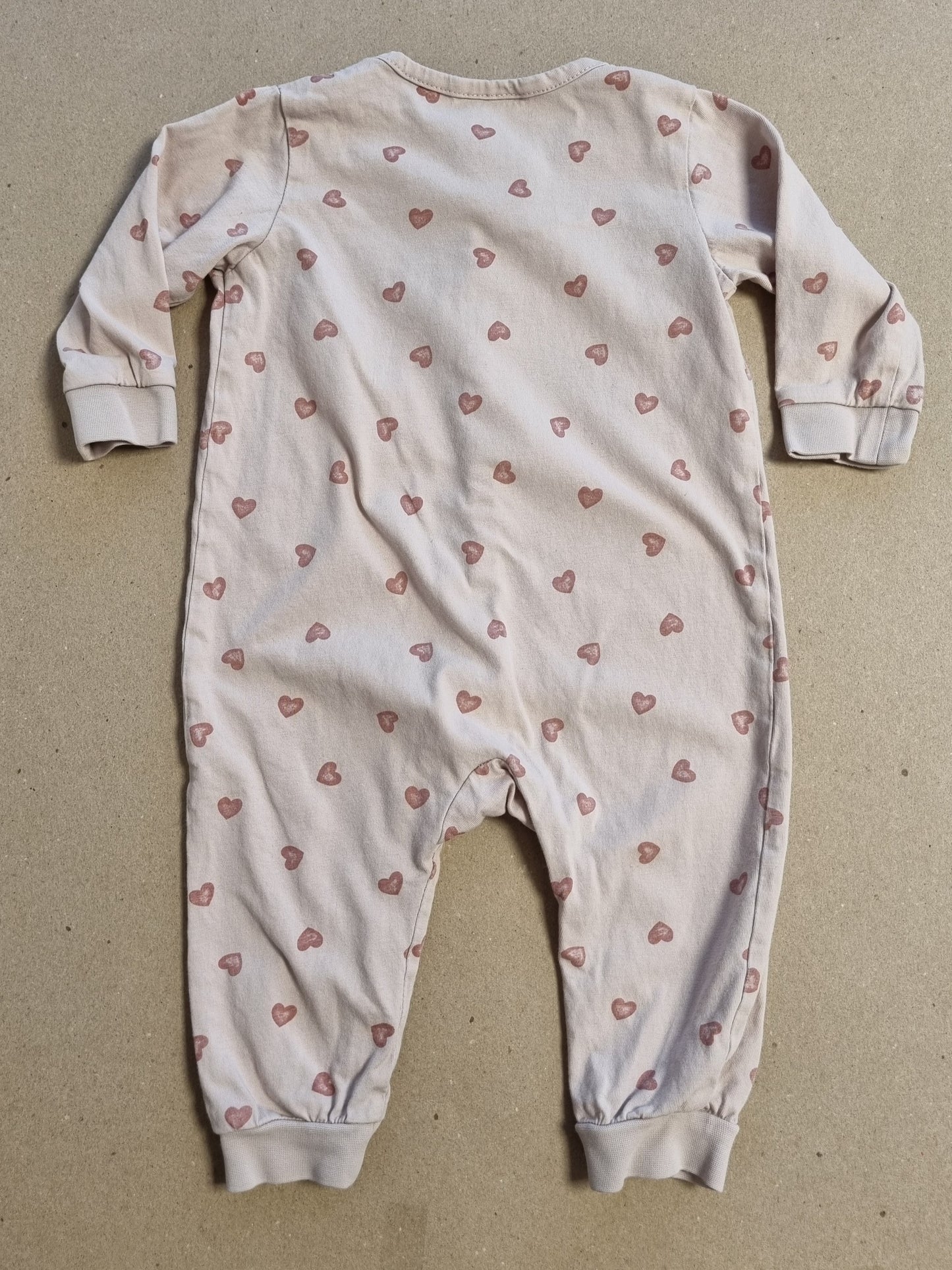 H&M pysjamas med hjerter – str. 74