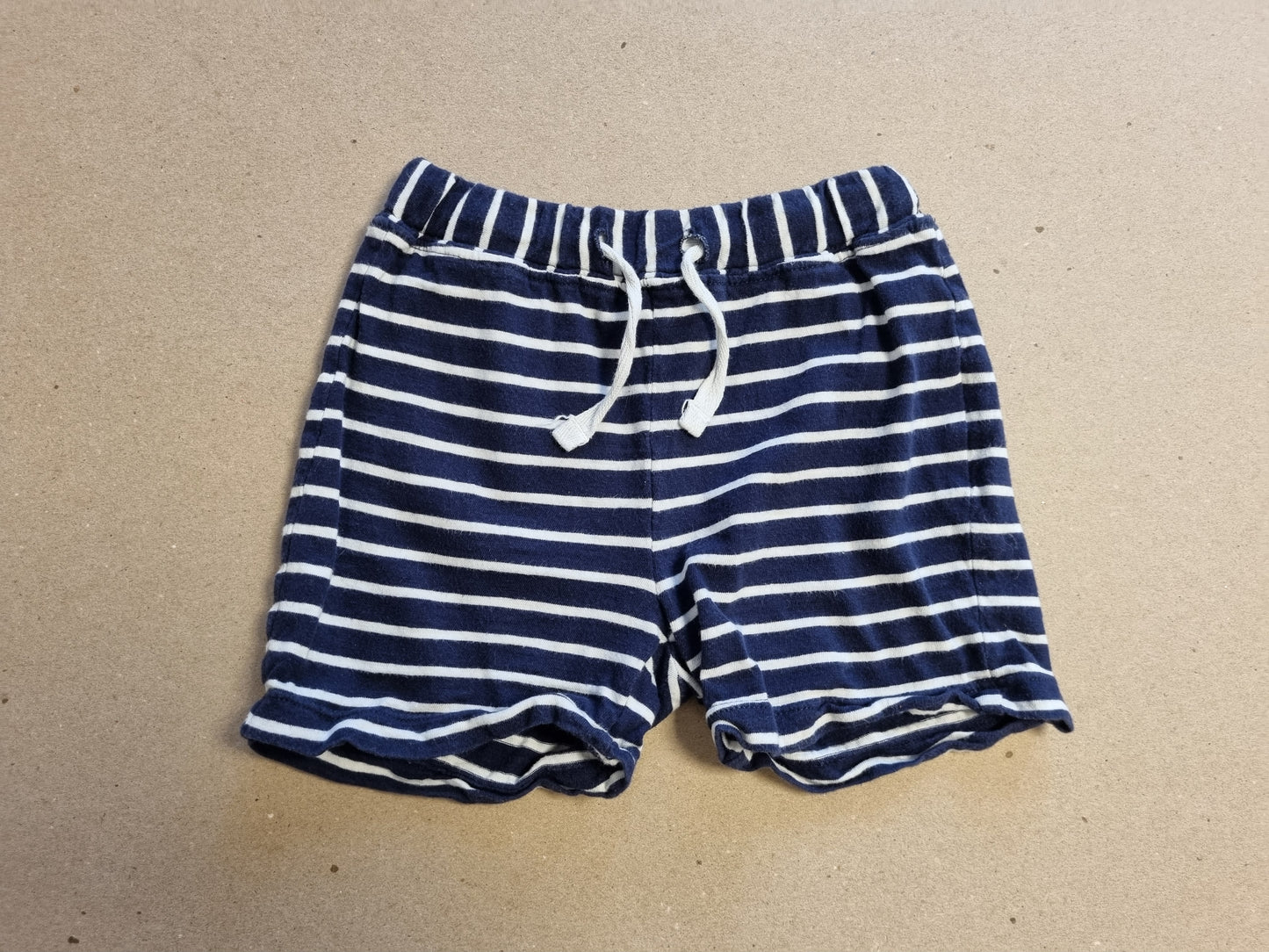 Stripet shorts - 80