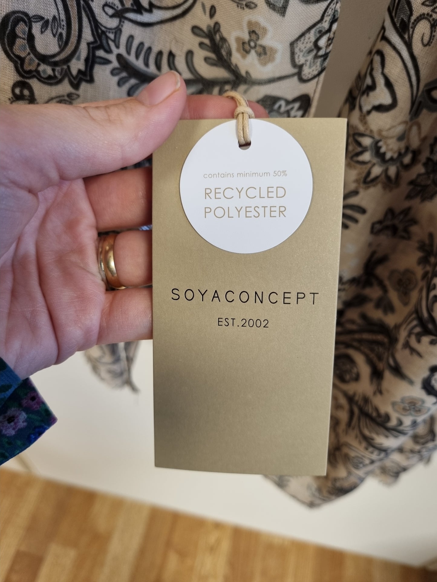 Ny med lapp! Soyaconcept skjerf