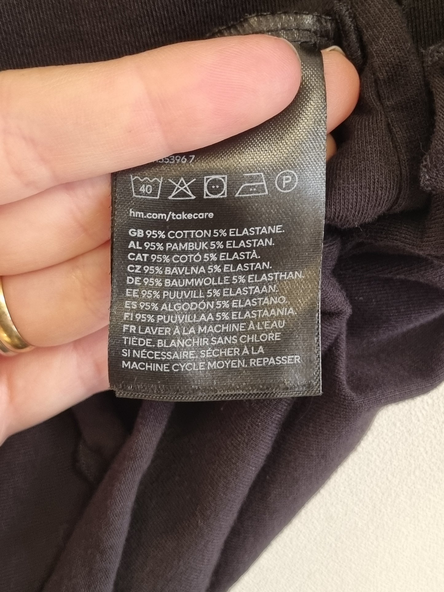 Svart croptop / H&M Divided - M