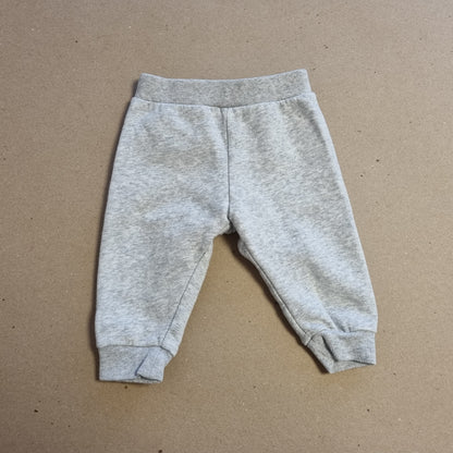 Grå joggebukse / H&M - 68