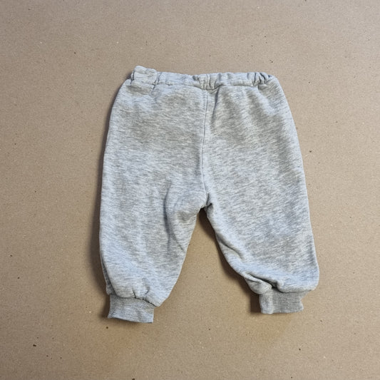 Grå joggebukse / H&M - 68