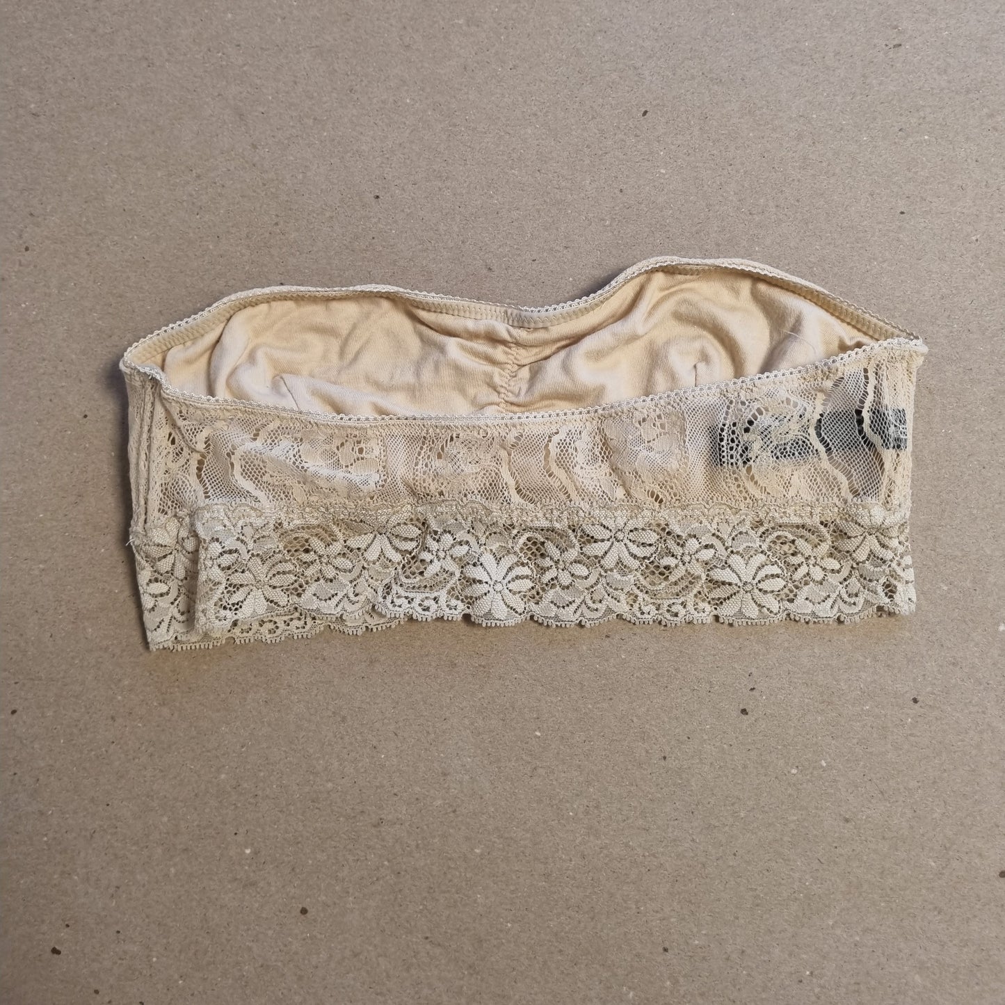 Lys beige blonde-BH / Sassymanii - M
