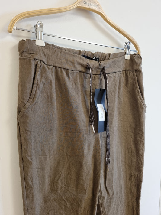 Ny med lapp! Brun bukse / Mapp - L/XL