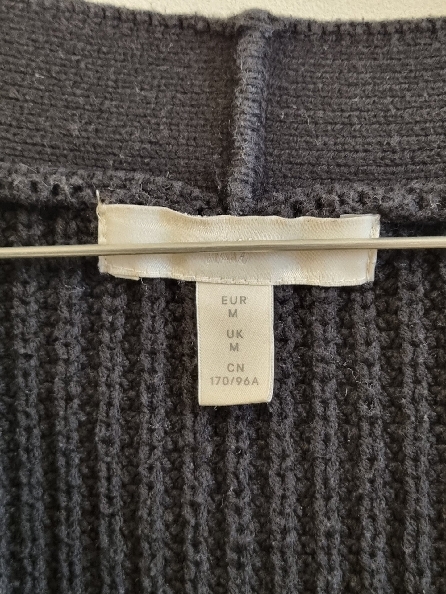 Svart cropped cardigan / H&M - M