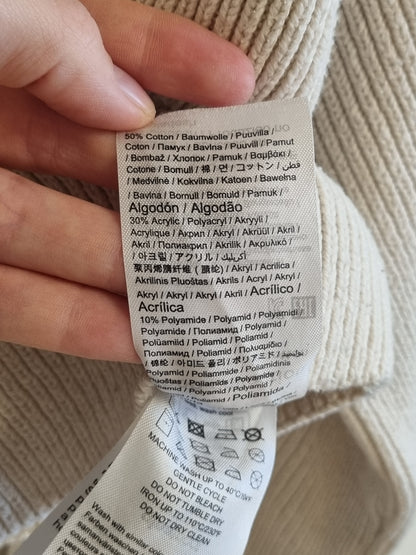 Lys høyhalset strikkegenser / Gina Tricot - XS
