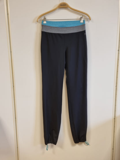 Svart treningsbukse / H&M Sport - S