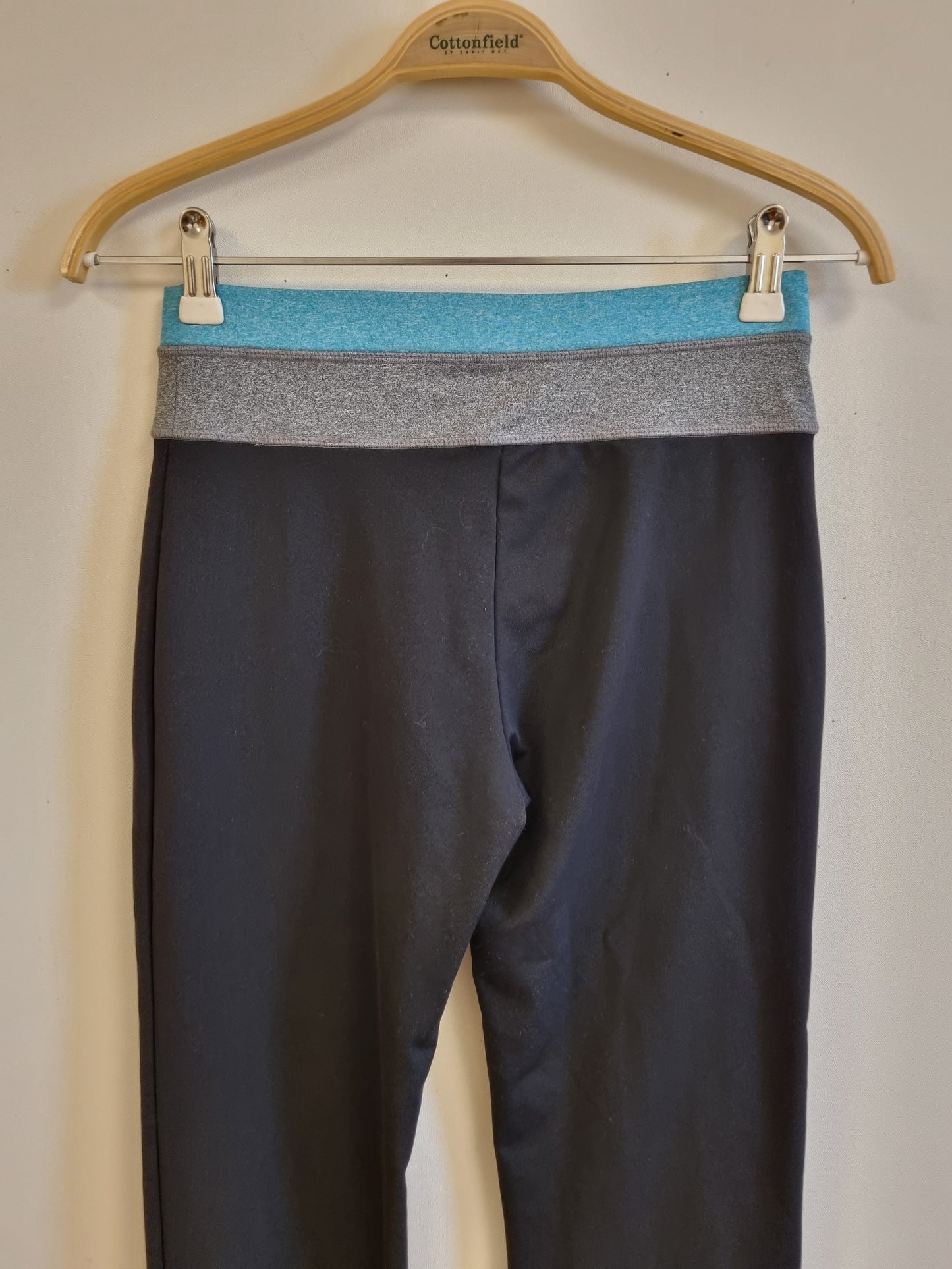 Svart treningsbukse / H&M Sport - S