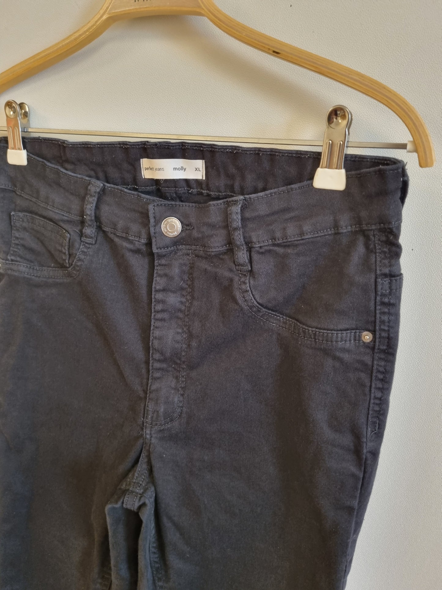 Svarte skinny jeans / Gina Tricot Molly - XL