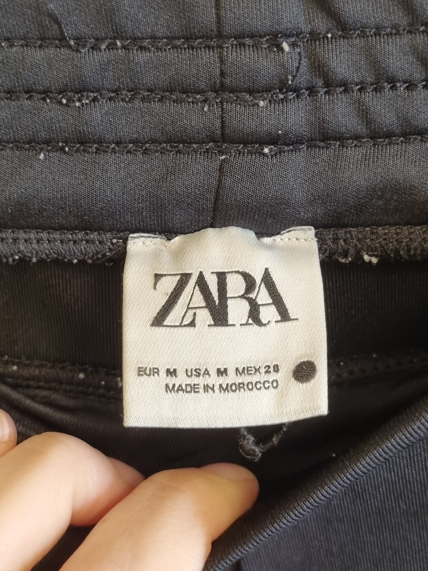 Svart bukse / Zara - M