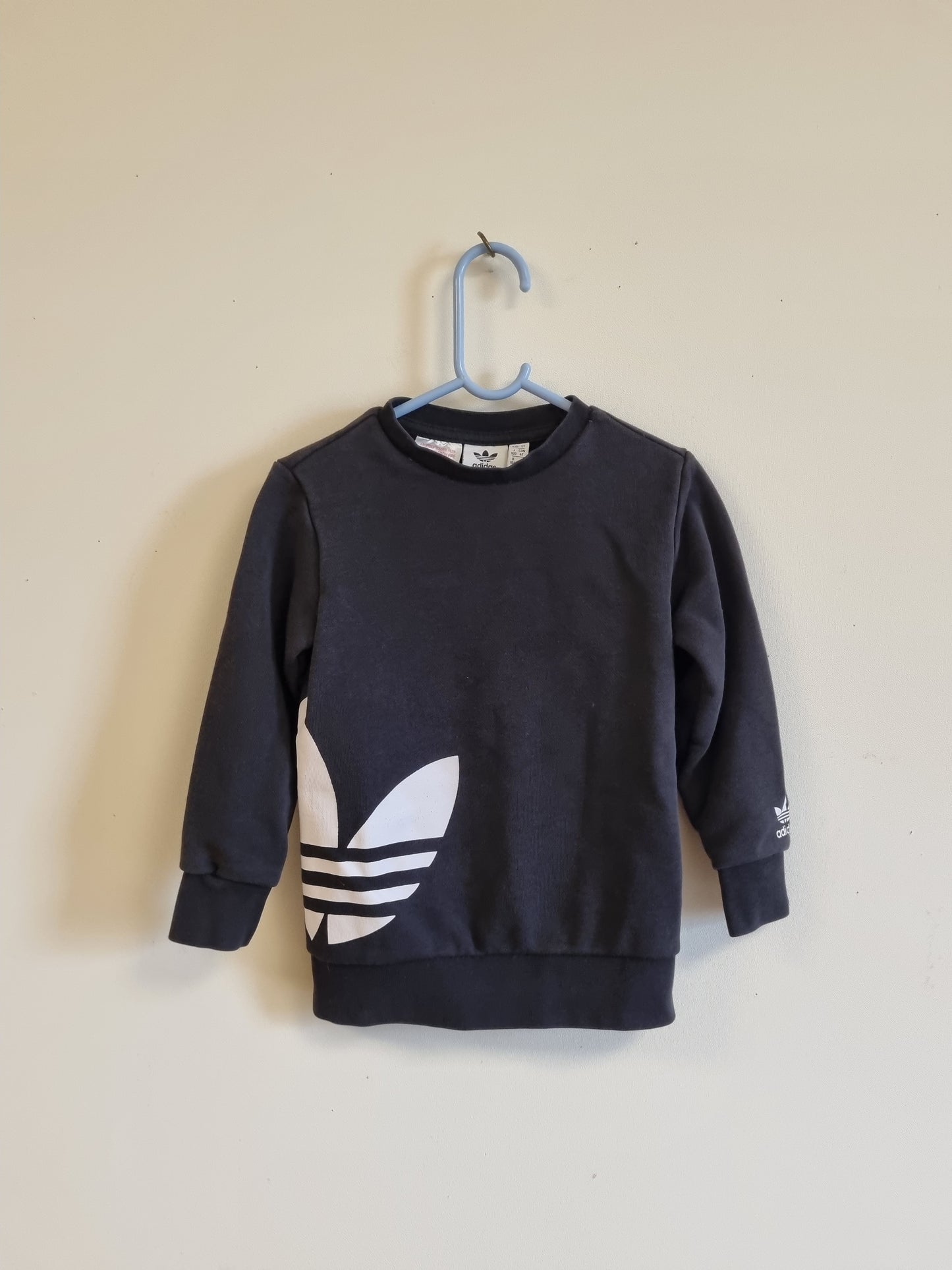 Svart genser / Adidas - 104
