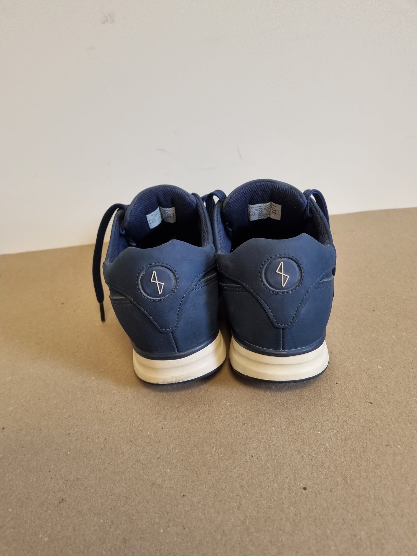 Gaitline / Mørkeblå sko med semsket skinn - 39