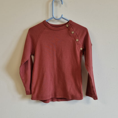 Rustrød genser / Gullkorn - 104