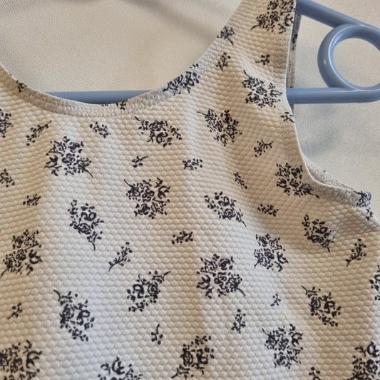 Hvit blomstret badedrakt / H&M - 98/104