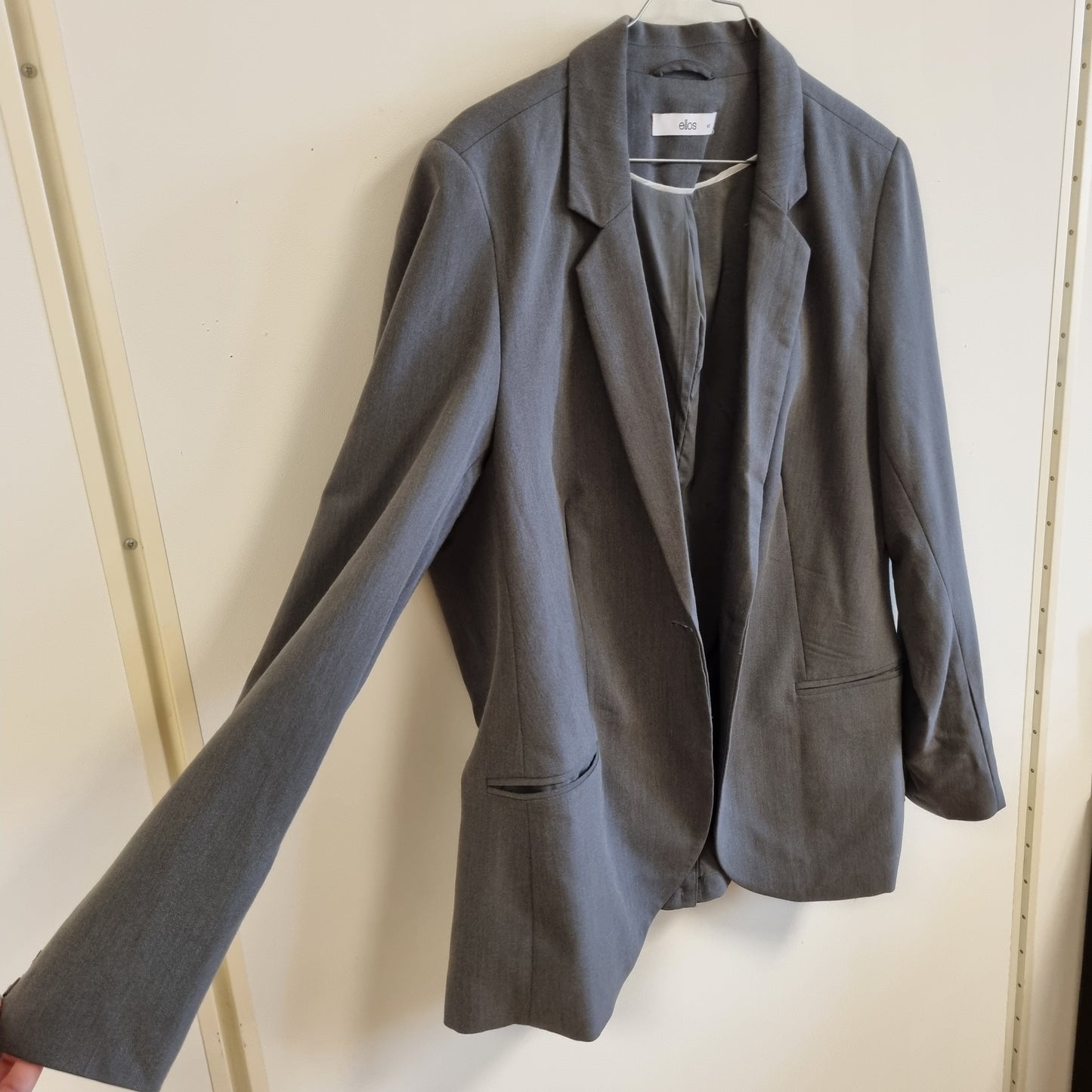Grå blazer / Ellos - 46