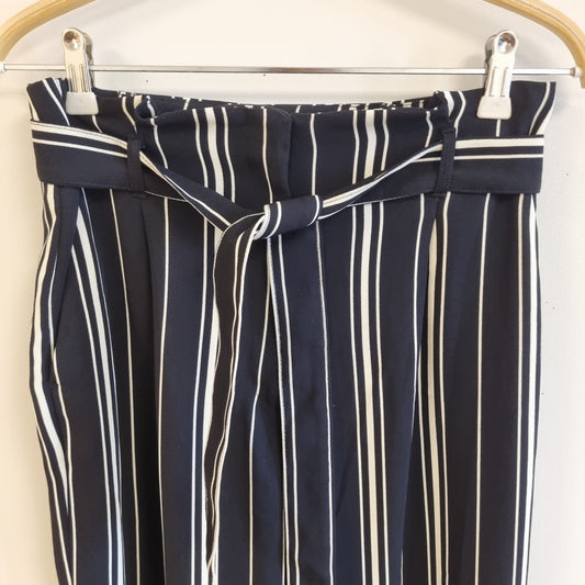 Stripete bukse med knytebelte / H&M - 38