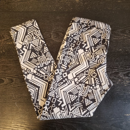 Jeans med Aztec-mønster / H&M - M