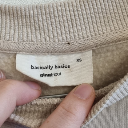 Lys beige collegegenser / Gina Tricot - XS