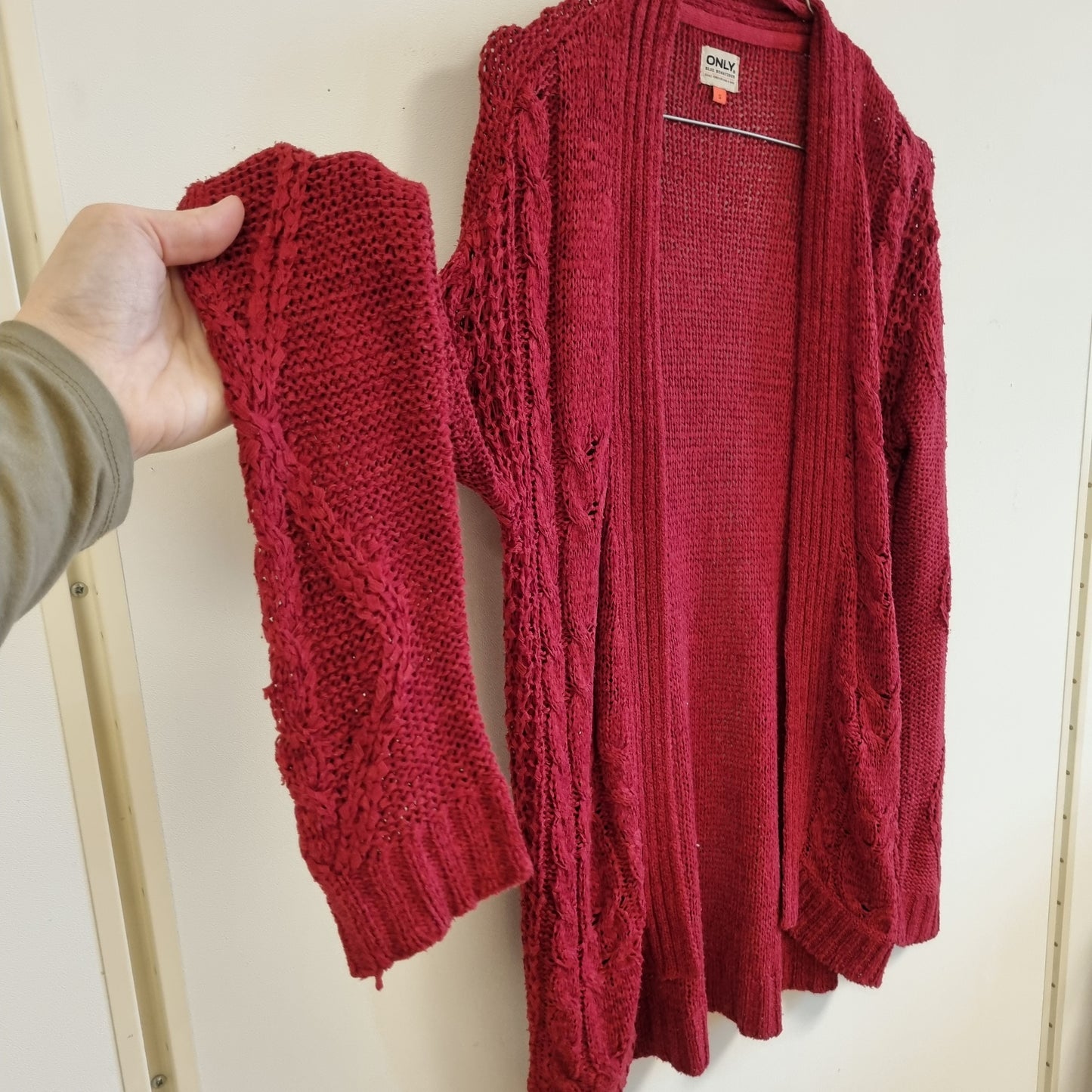 Rød strikket cardigan / ONLY Blue Behaviour - S