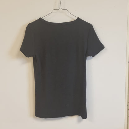 Svart ribbet t-skjorte / H&M - M