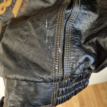 Sjelden vintage brodert skinnjakke i bomberstil - S/M