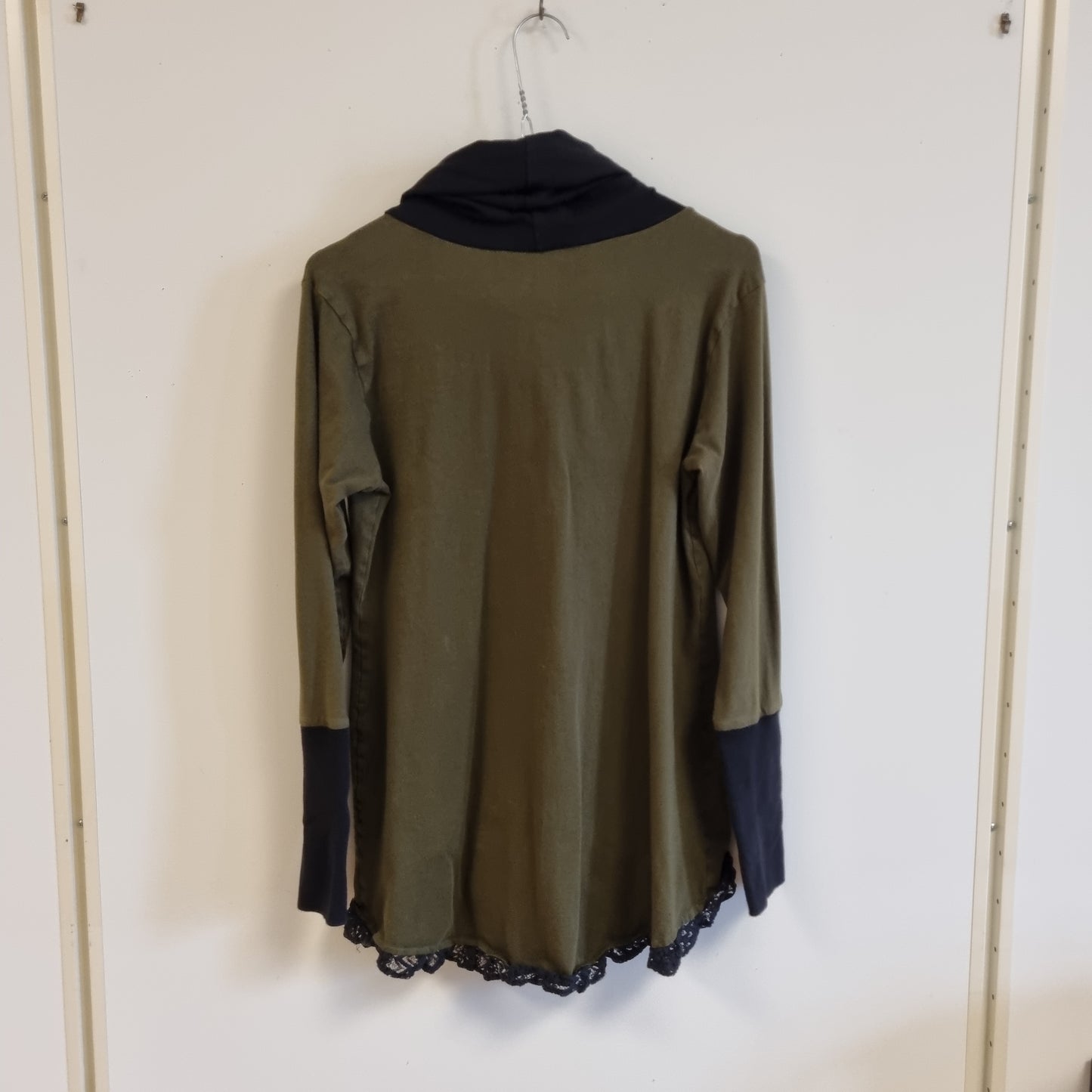 Grønn tunika med cowl neck / Sacred Creations Designs - L