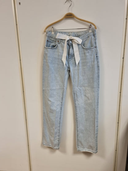 Lyseblå low waist jeans / Never Denim - 31/32