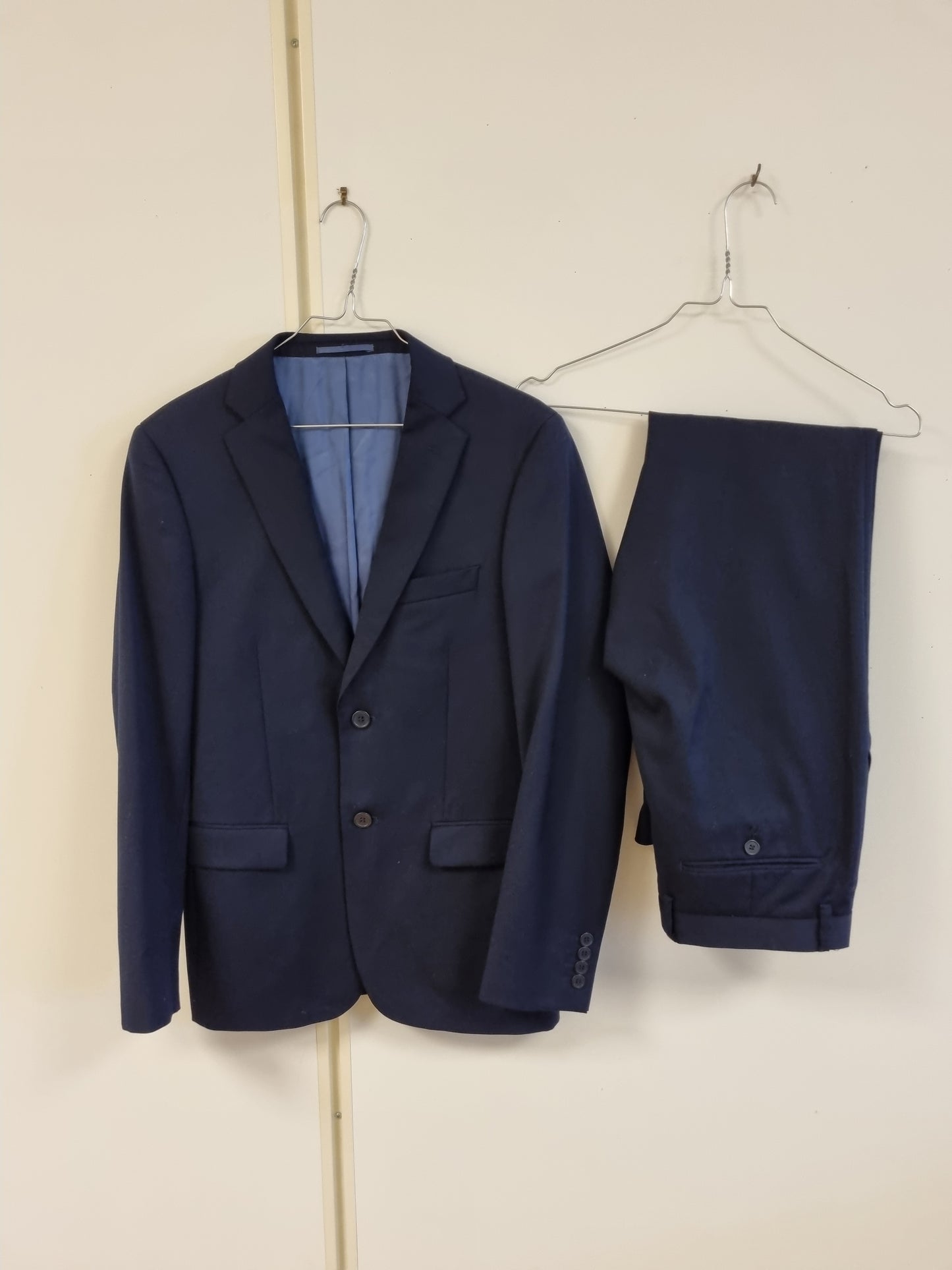 Mørkeblå dress i ullblanding / Dressmann - 46-32/30