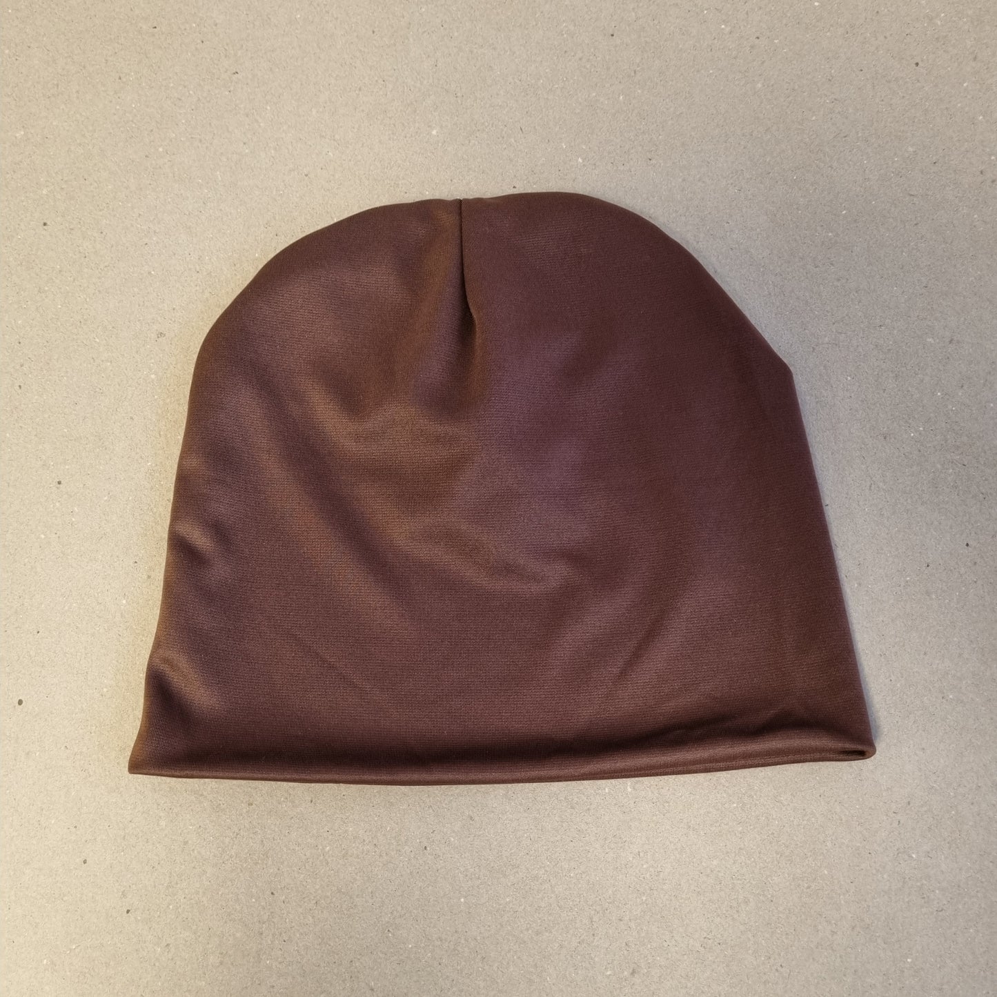 Brun oversized lue / Mad Hattress Shoppe
