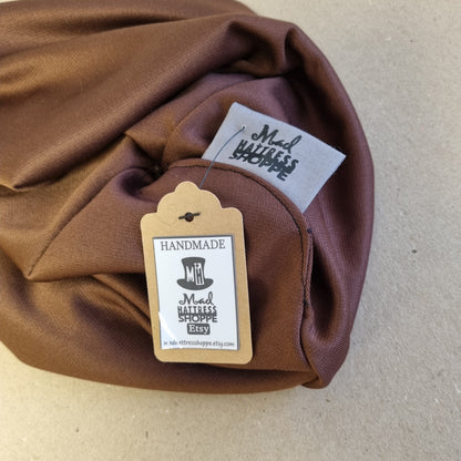 Brun oversized lue / Mad Hattress Shoppe