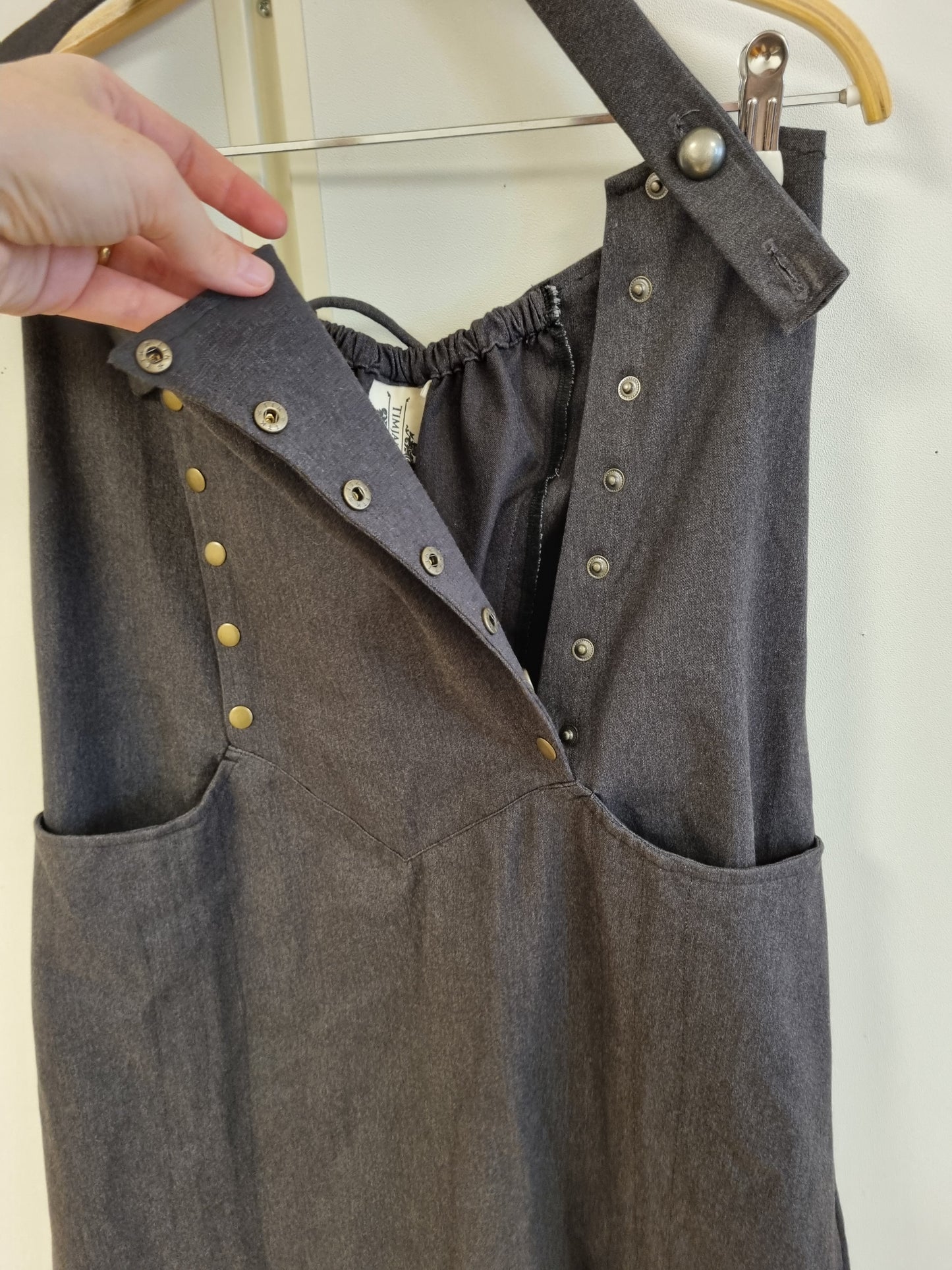 Mørk grå kjole i lin / Timjan Design - L