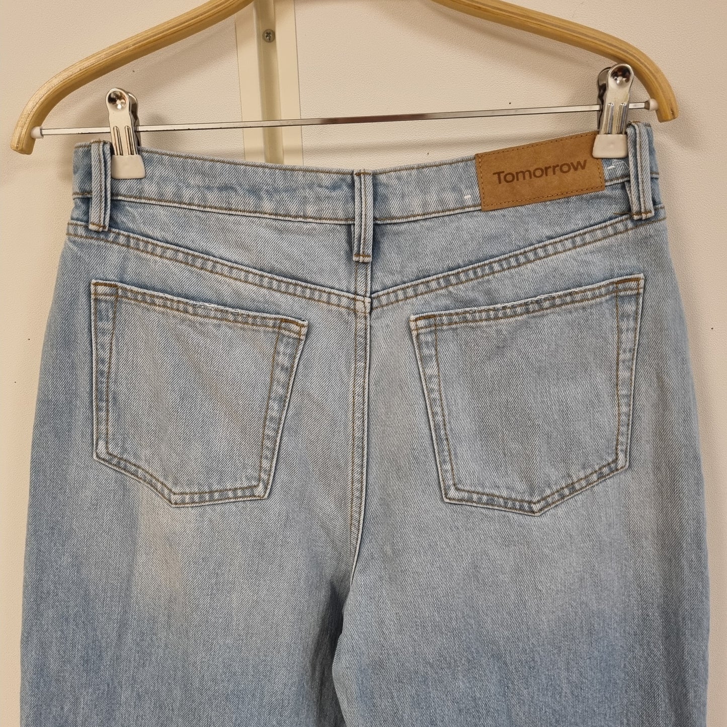 Lyseblå jeans / Tomorrow Teresa - W28/L30