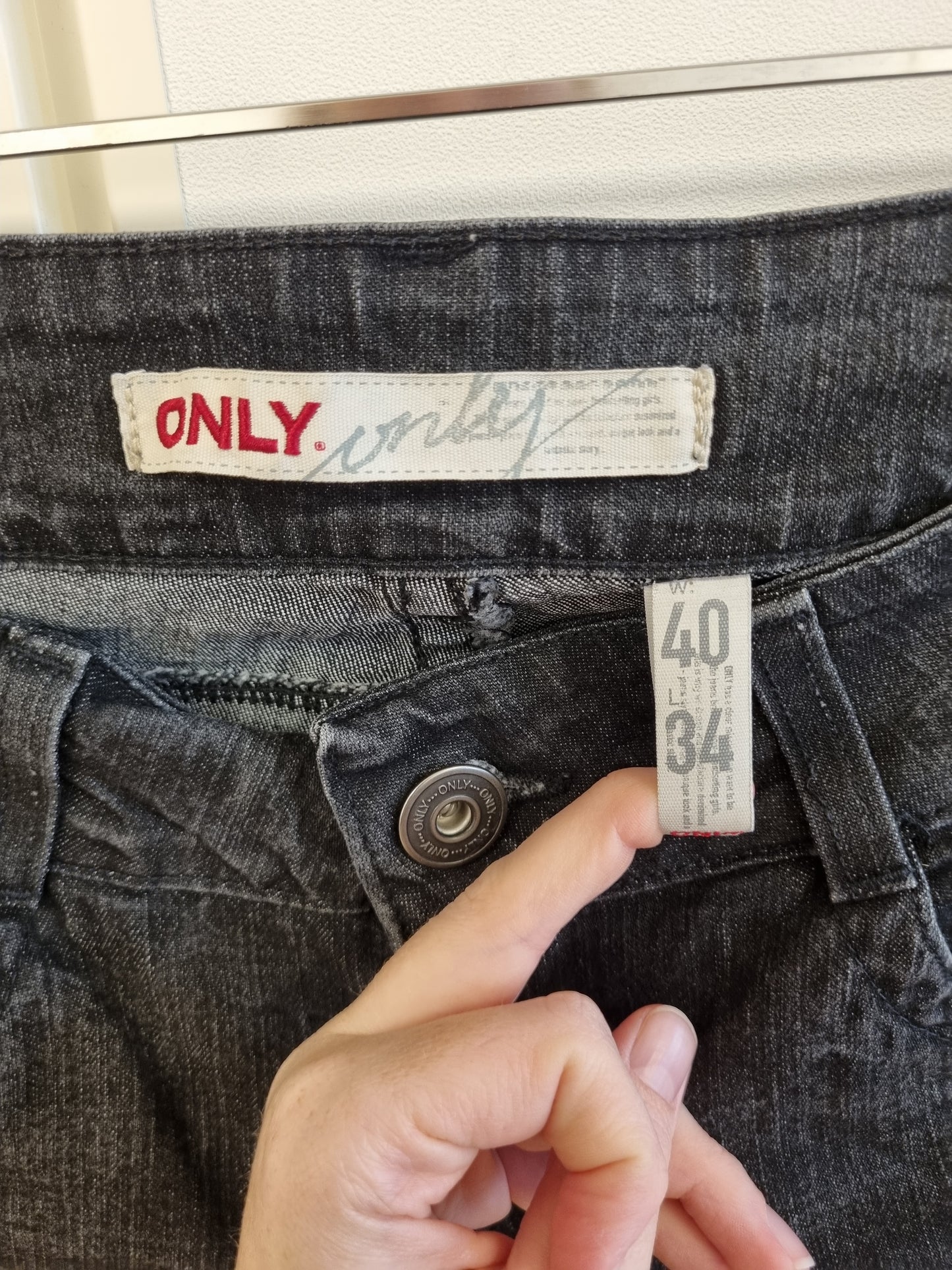 Svart bootcut jeans / ONLY - W40/L32