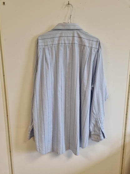 Lyseblå stripete skjorte / Van Heusen - XL