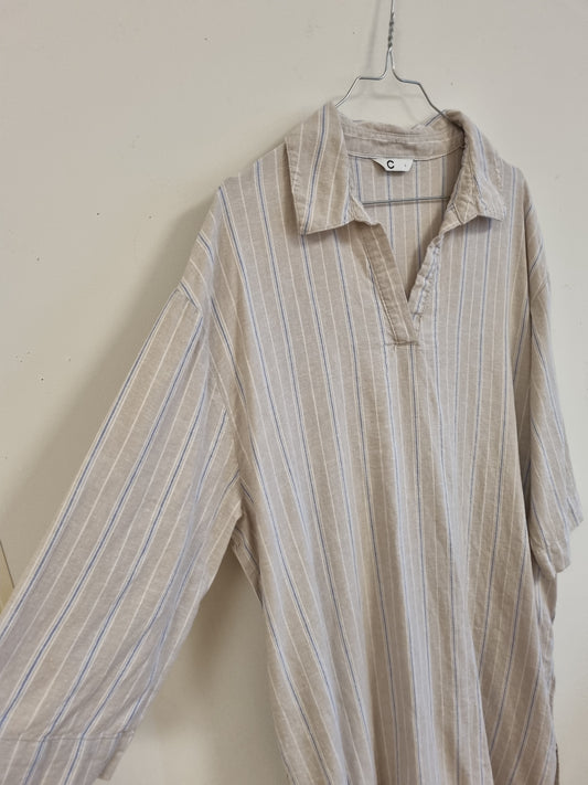 Beige stripete skjortekjole med lommer - L