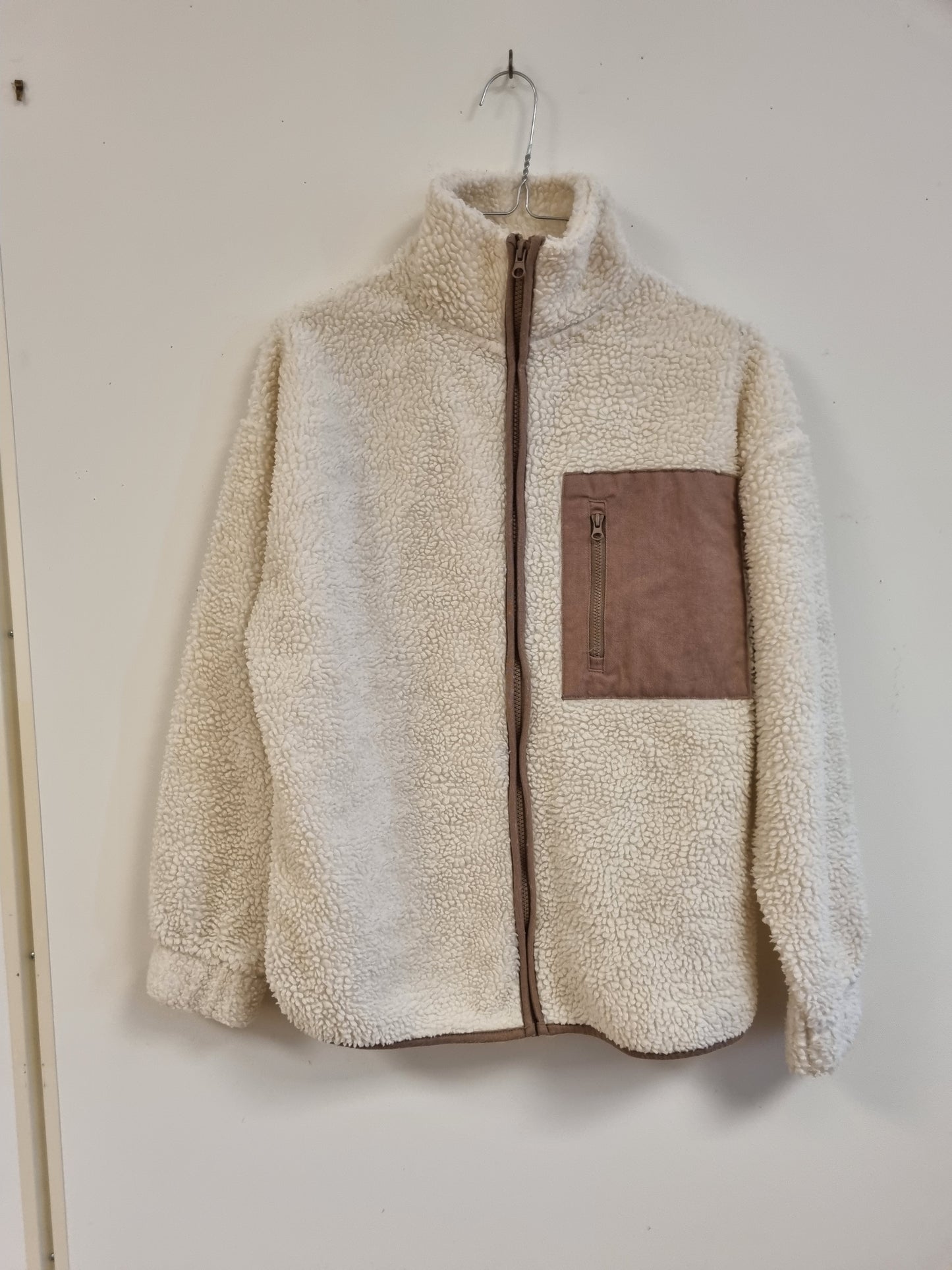 Offwhite jakke i teddyfleece - XS