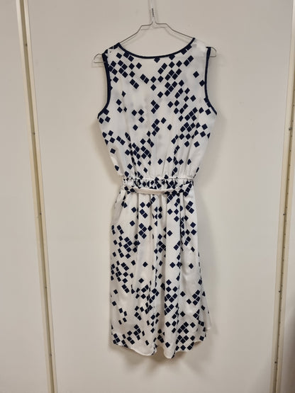 Fransk vintagekjole med geometrisk mønster