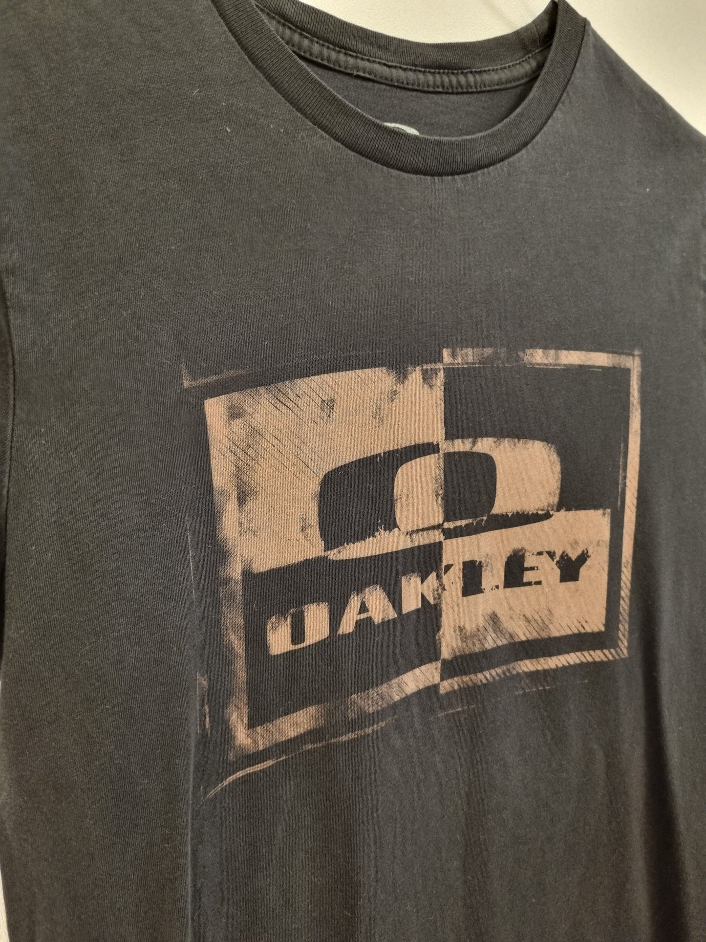 Mørk Oakley t-skjorte - S
