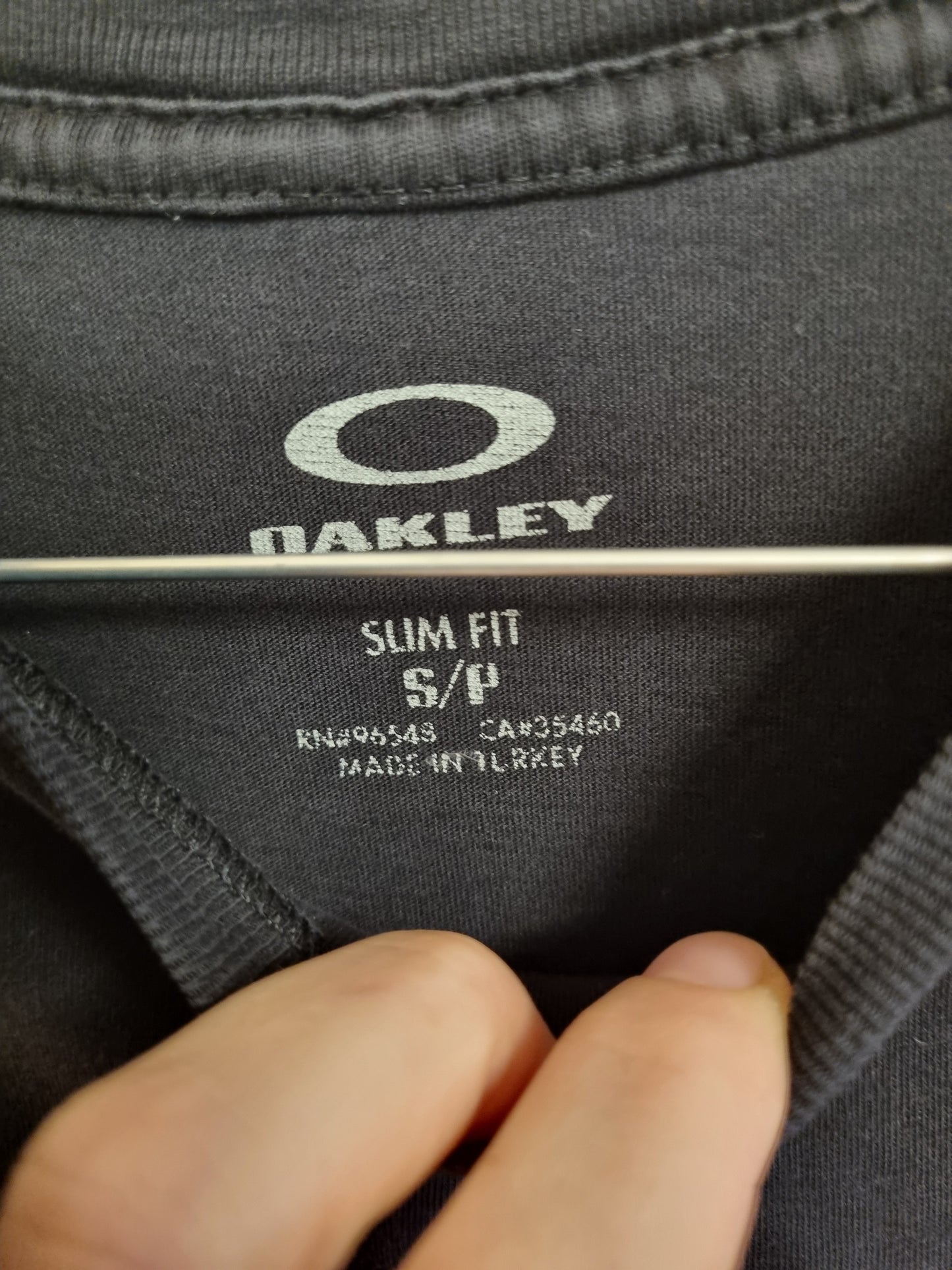 Mørk Oakley t-skjorte - S
