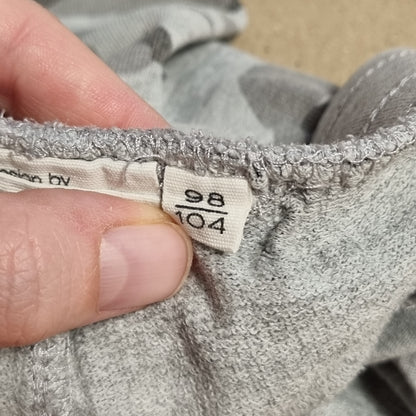 Grå camo shorts - 98/104