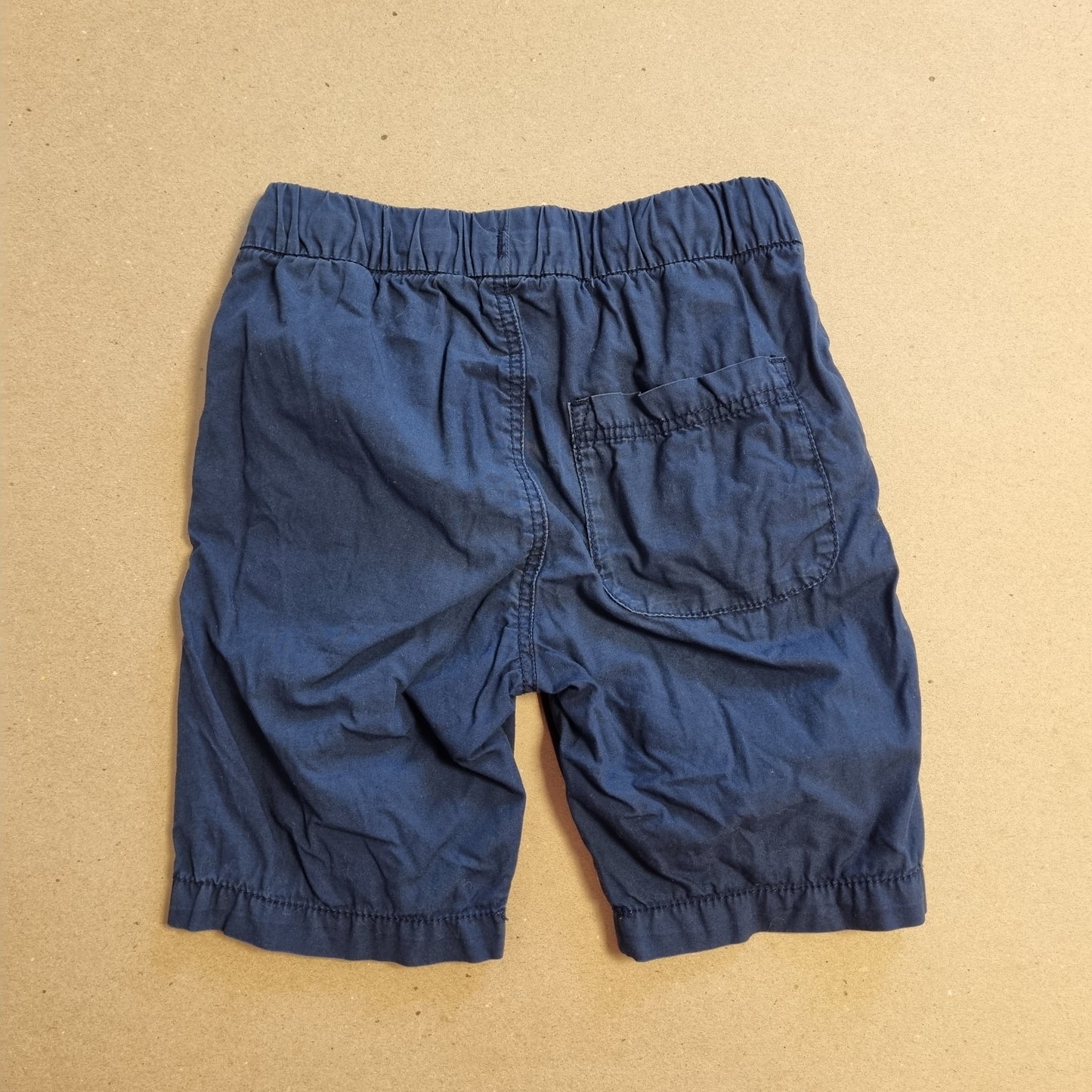Mørkeblå shorts - 104