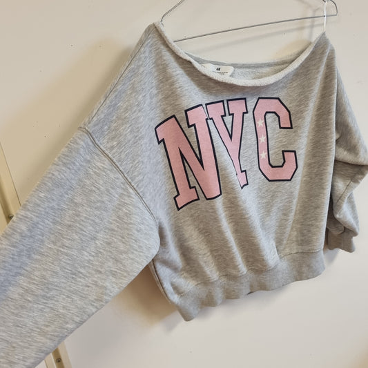 Grå cropped genser med NYC-trykk - 146/152