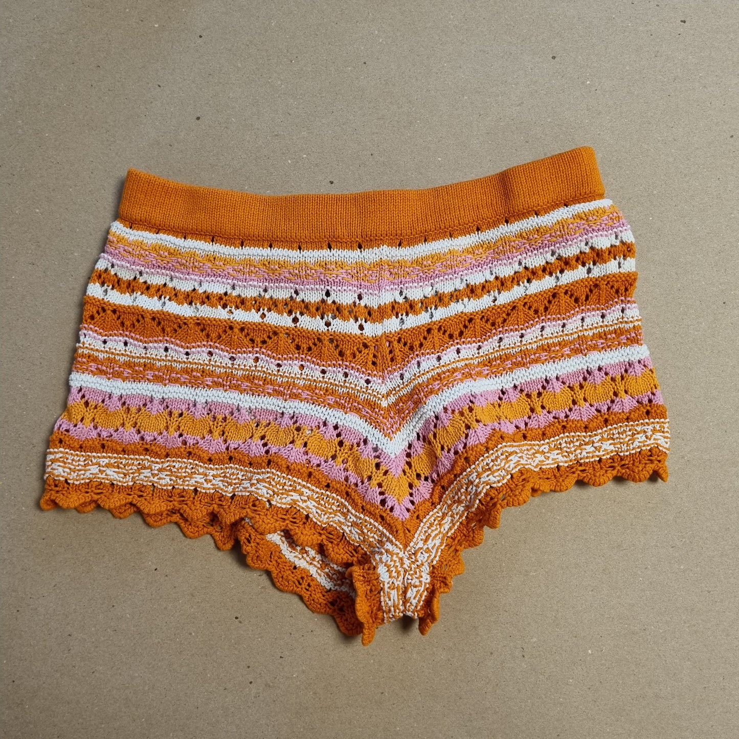Fargerik strikkeshorts - XS
