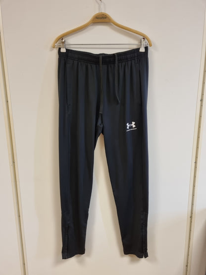 Svart treningsbukse / Under Armour - L