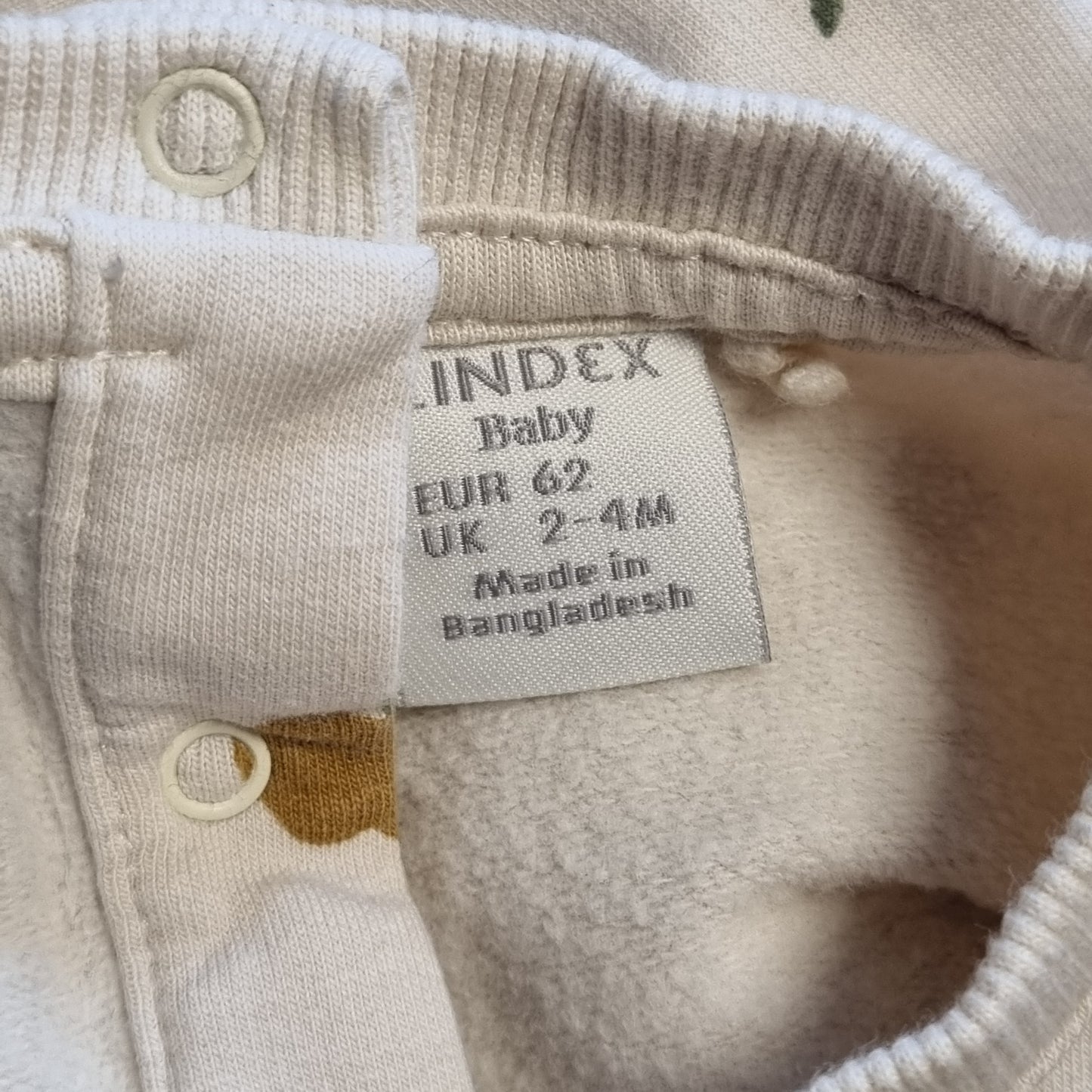 Beige genser med eplemønster - 62